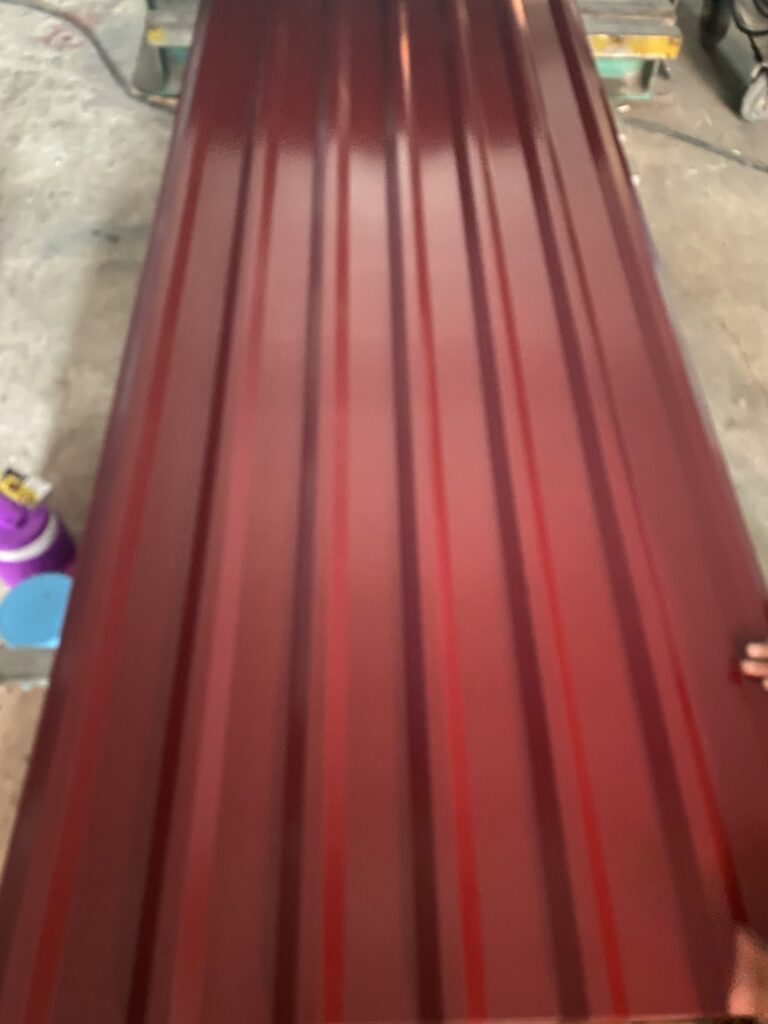 TÔN CÁN SÓNG MÀU ĐỎ ĐẬM